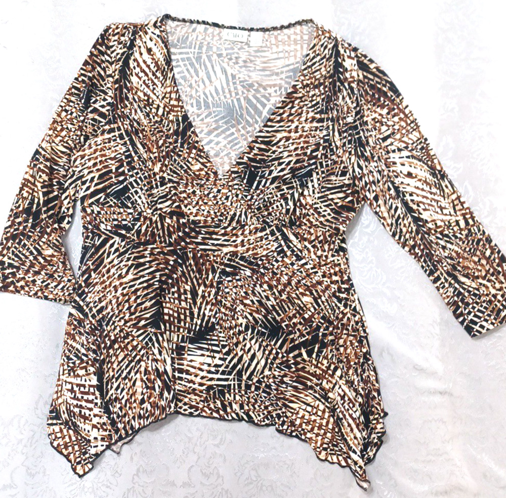 Cato Women's Browns Asymmetrical Stretch Sz L Top V Neck 3/4 Sleeve Y2K